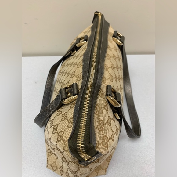 Sold🌹AUTHENTIC Gucci Canvas Abbey Tote🌹🌹 - Picture 16 of 16